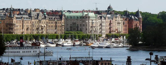 ストックホルム・ガムラスタン・スウェーデンの家・スウェーデンの街並・スウェーデンハウスに憧れて！・輸入住宅・北欧住宅